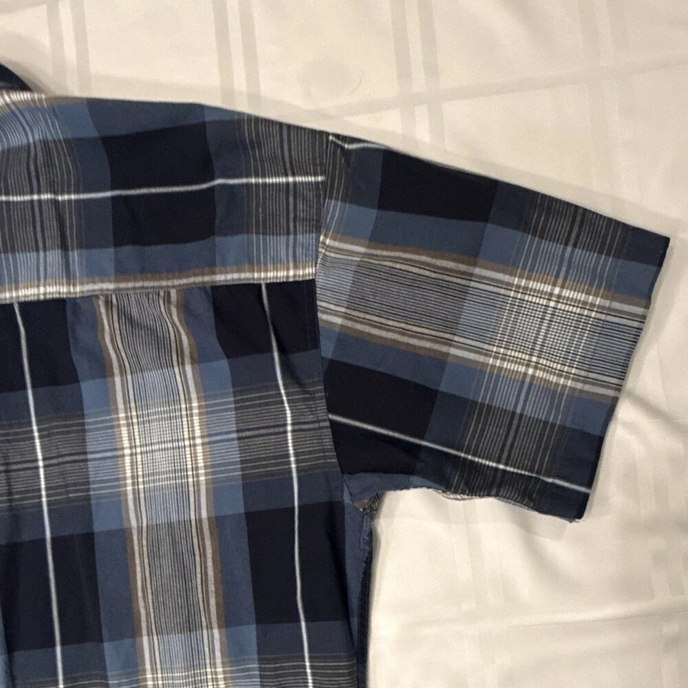 Vintage Chaps Ralph Lauren Plaid Shirt Mens L Short Sleeve Button Down Blue 90s